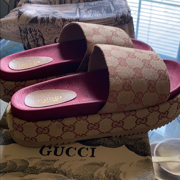 Women GG slides - Picture 4 of 4